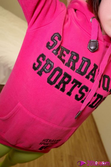 三个人弄了我一晚上走不了路